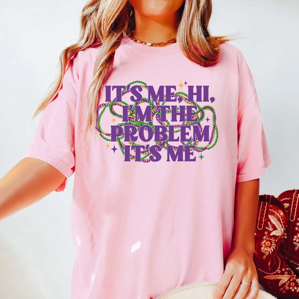 It's Me Hi Mardi Gras Beads Wholesale Comfort Color Tees