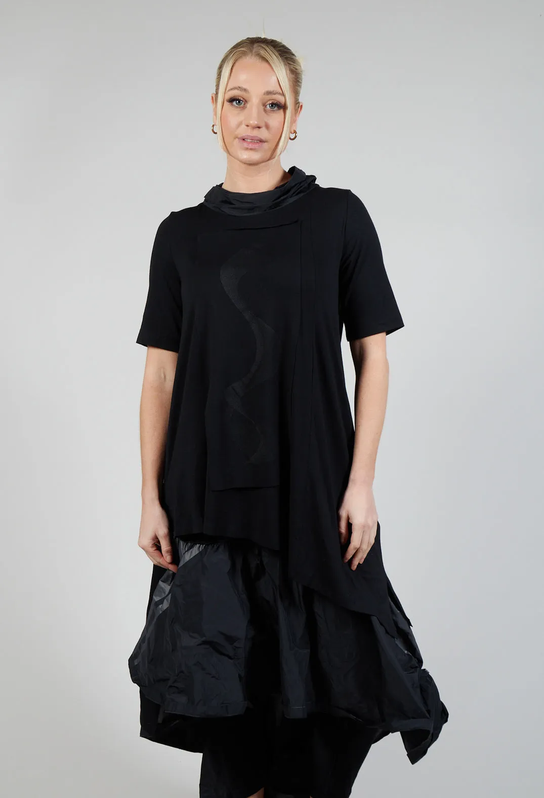 Jeka Tunic in Black