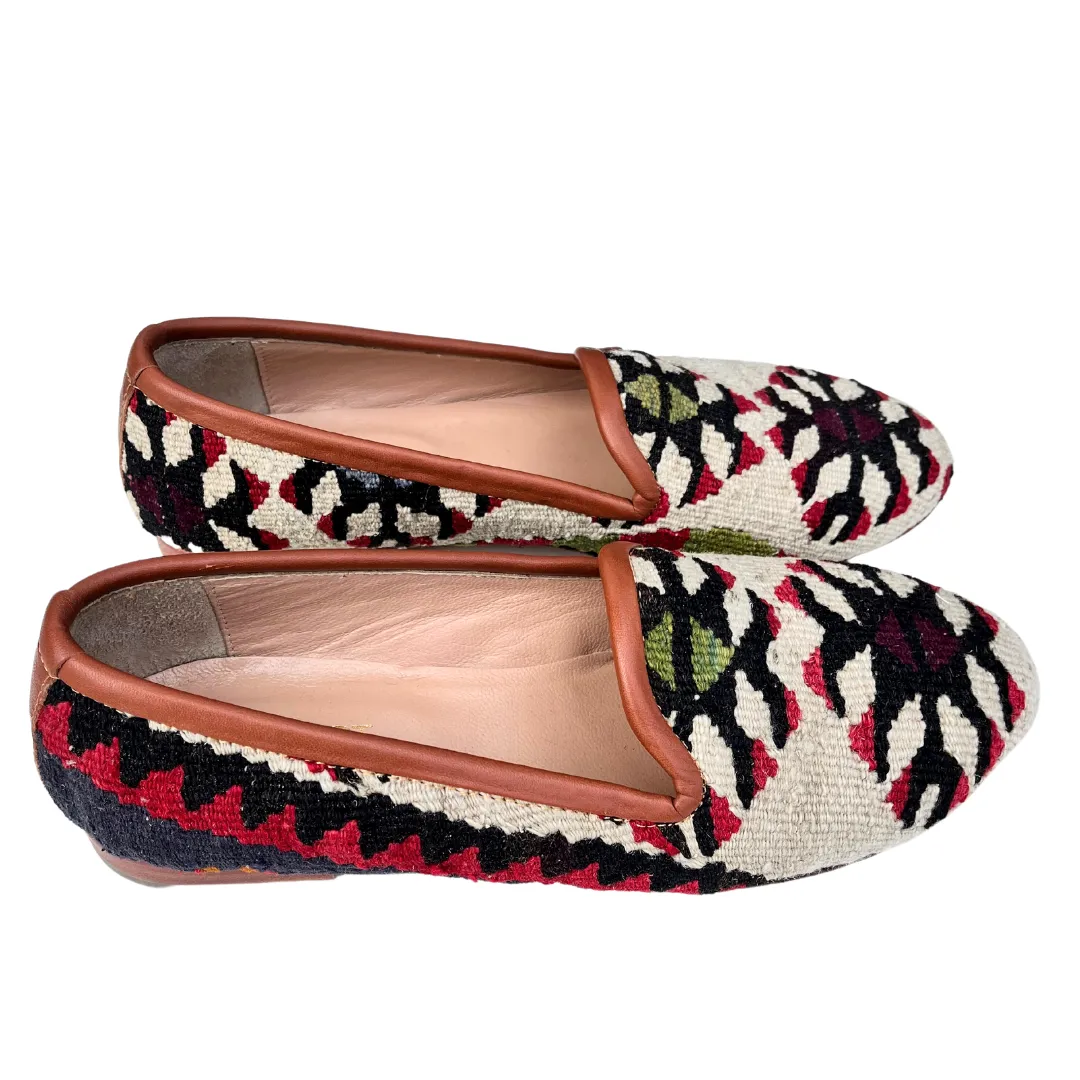 Women's Turkish Kilim Loafer Cream with Black & Red Design